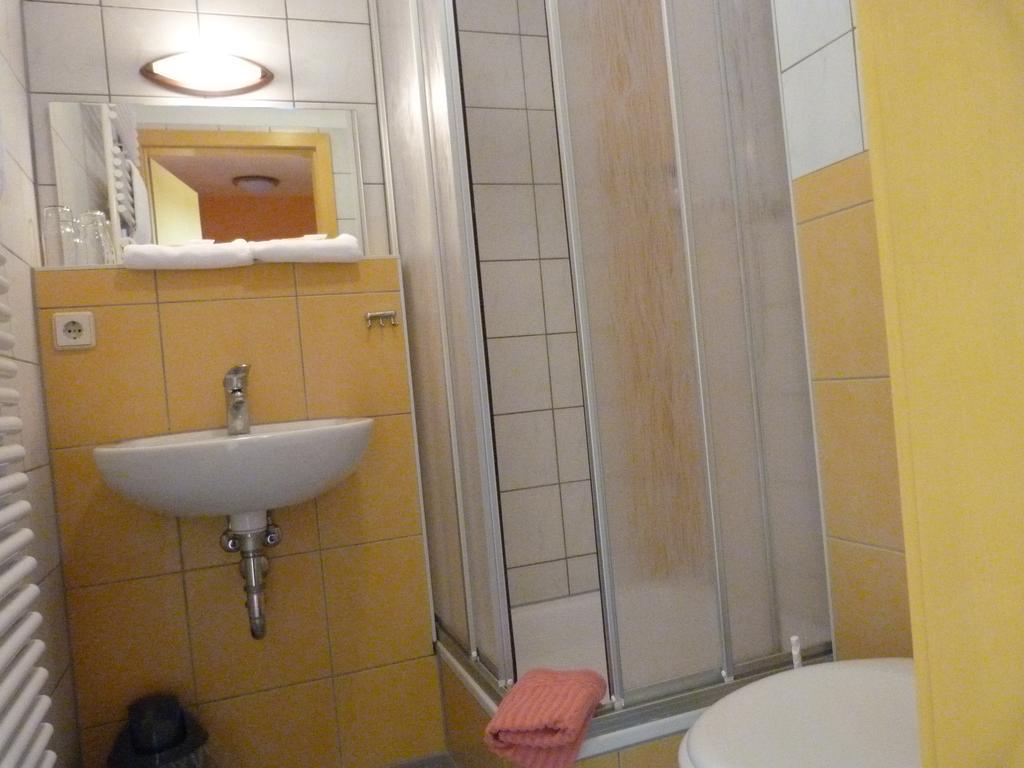 Waldhaus Colditz Garni Екстер'єр фото
